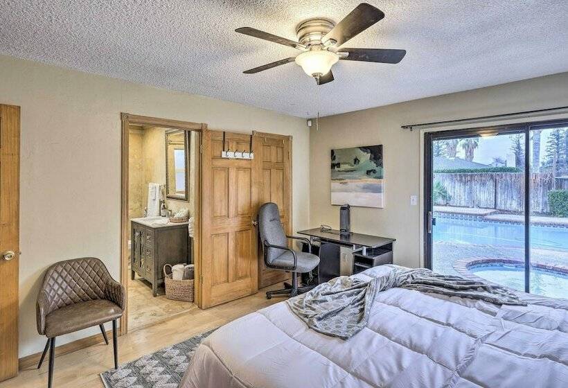 Petfriendly  Hygge Home  W/ Outdoor Pool!