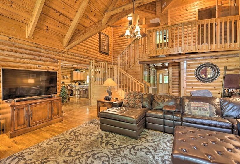 Purlear Luxury, Spacious Log Cabin W/ Mtn Views!