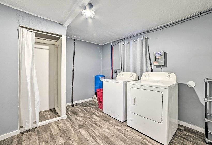 Quaint Frederic Home: Ski, Boat + Hike Nearby