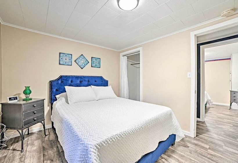 Quaint Frederic Home: Ski, Boat + Hike Nearby