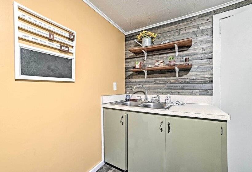 Quaint Frederic Home: Ski, Boat + Hike Nearby