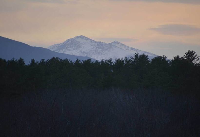 Quiet Family Getaway: Bethel Home W/ River Access!