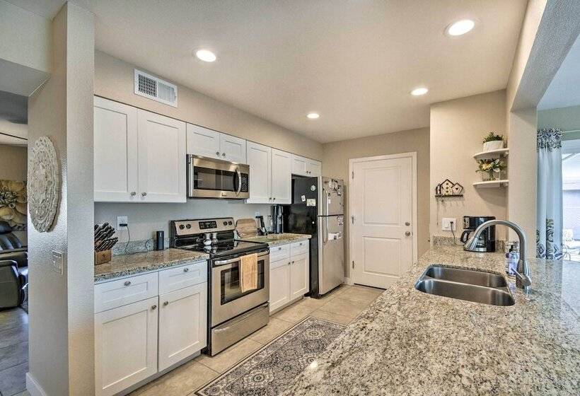 Quiet Sun City Home W/ Patio, Community Pool!