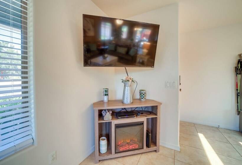 Red Rock Retreat W/ Patio: 3 Mi To Downtown Sedona