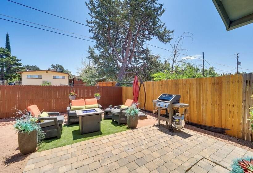 Red Rock Retreat W/ Patio: 3 Mi To Downtown Sedona
