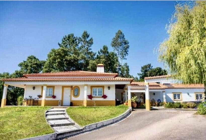 إقامة Fantastic House, Swimmingpool, Jacuzzi, Horses