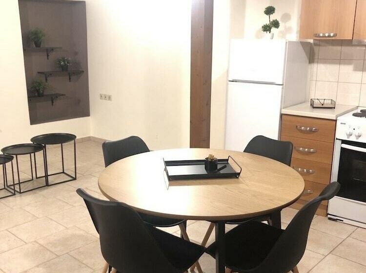 レジデンス Maisonette Nineta In The Heart Of The City