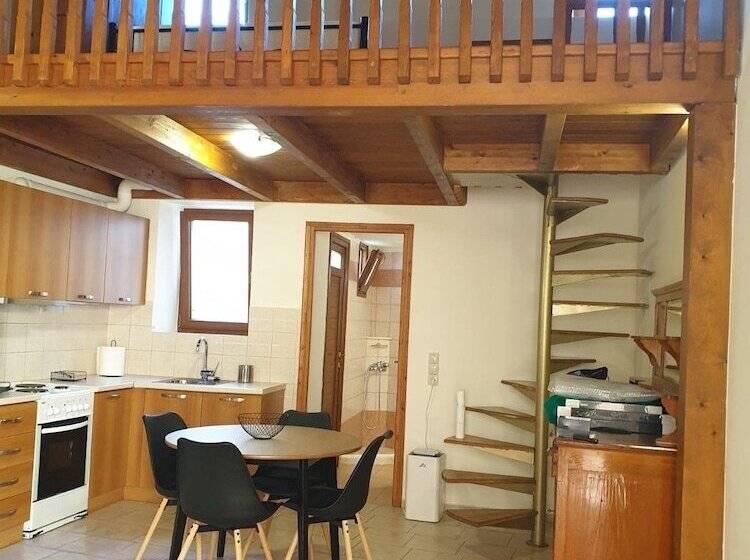 レジデンス Maisonette Nineta In The Heart Of The City