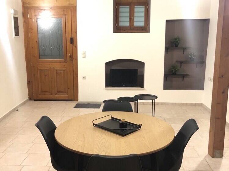 レジデンス Maisonette Nineta In The Heart Of The City