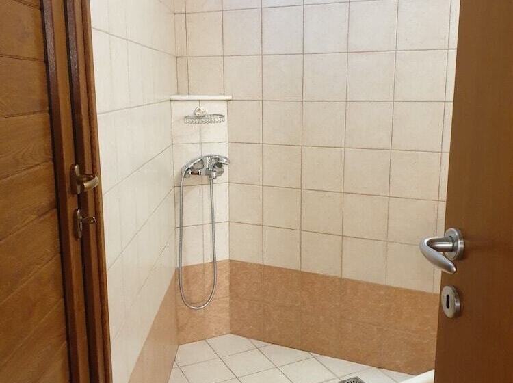 レジデンス Maisonette Nineta In The Heart Of The City