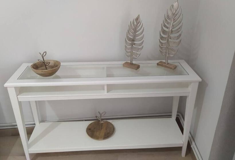 اقامتگاه Nefeli House Syros