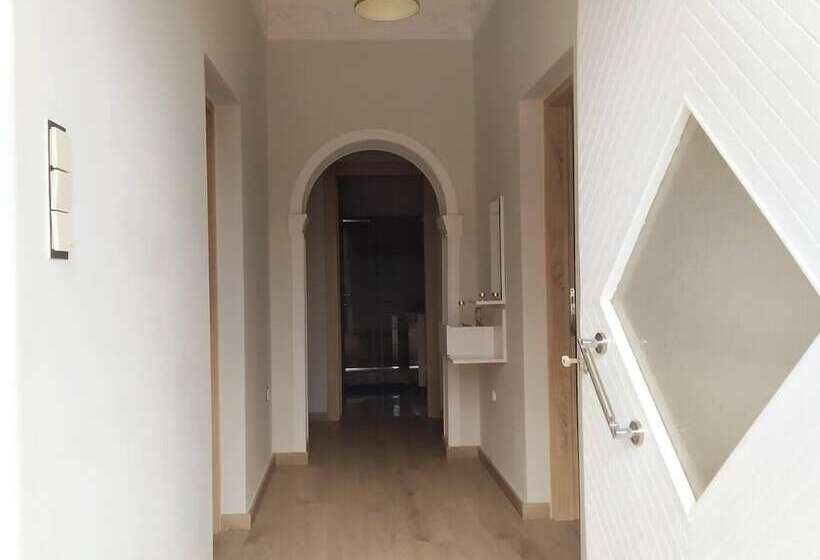 اقامتگاه Nefeli House Syros