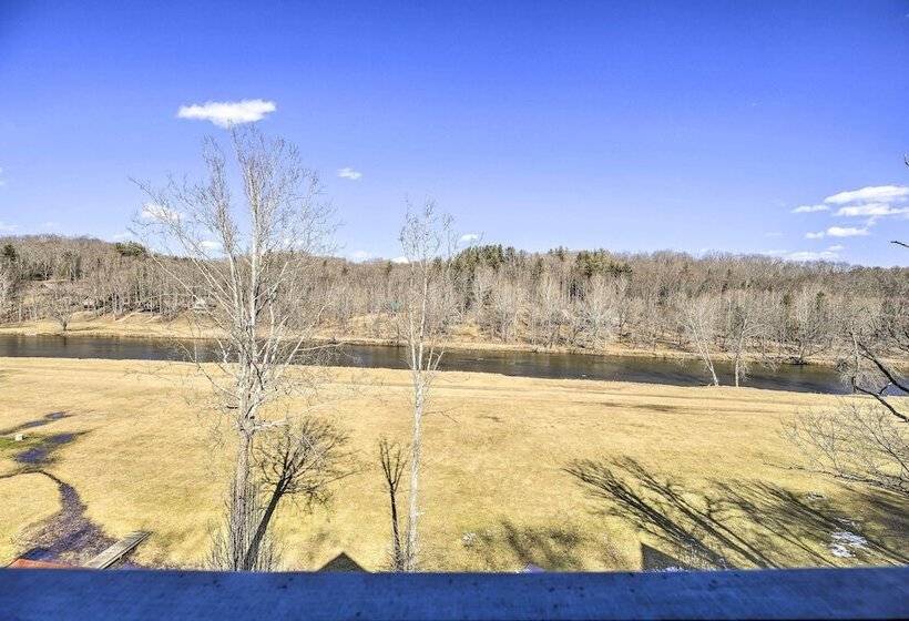 River Dream Cabin  On New River W/ Deck, Fire Pit