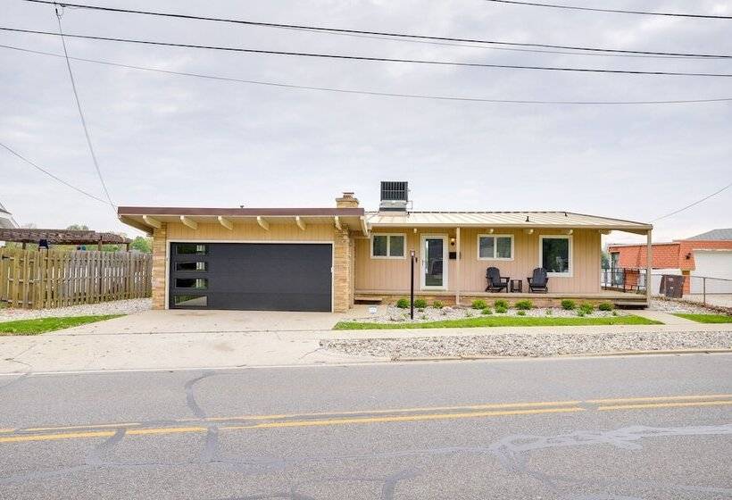 Riverfront Elkhart Rental: Deck & Ping Pong Table!