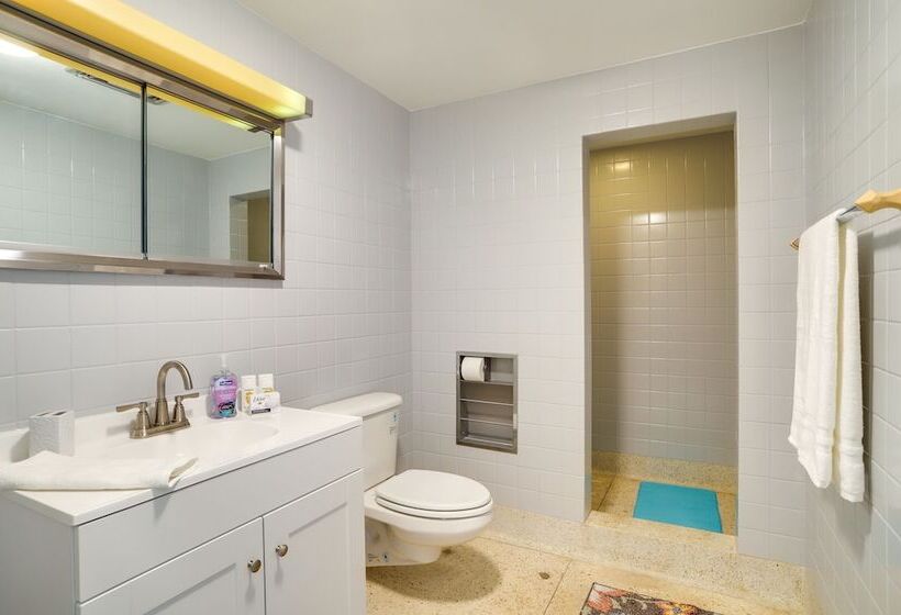 Riverfront Elkhart Rental: Deck & Ping Pong Table!