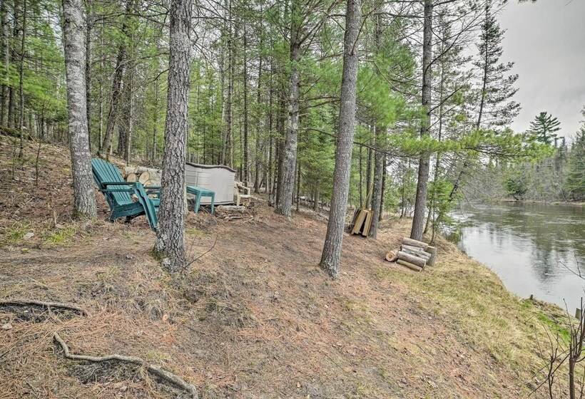 Riverfront Lewiston Cabin W/ Stone Fireplace!