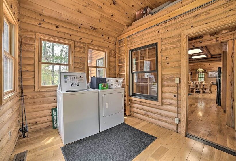 Riverfront Lewiston Cabin W/ Stone Fireplace!