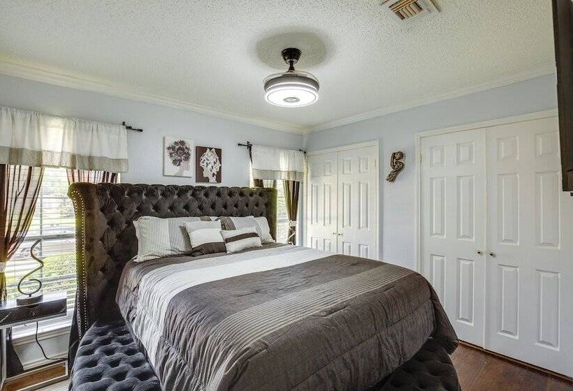 Rowlett Escape W/ Fire Pit & Lake Views