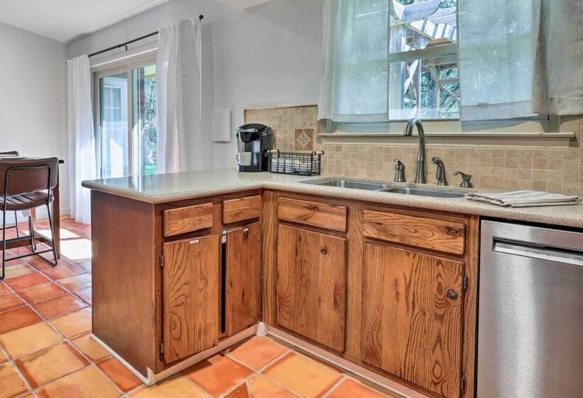 San Marcos Vacation Rental: 4 Miles To Downtown!