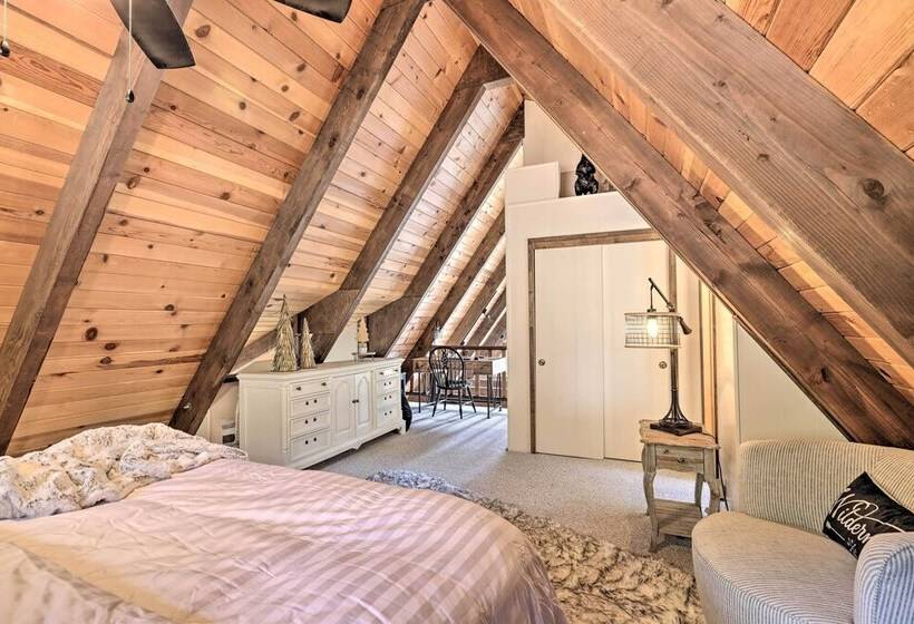 Game Room & Lake Access: Scenic Arnold Escape!