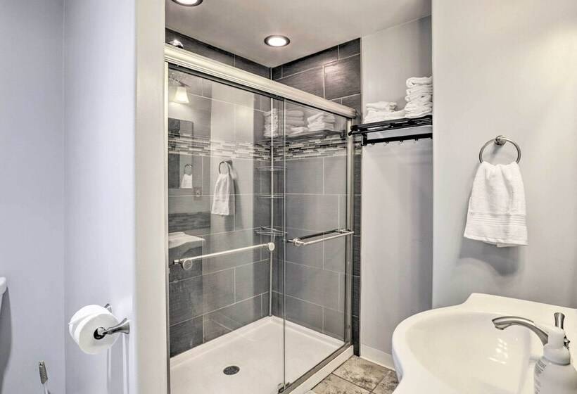 Secluded Albany Escape, Pet Friendly W/ Fee