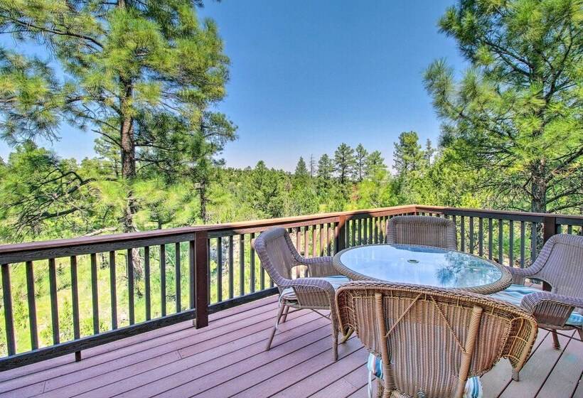 Serene Cabin: Coconino Nat L Forest View!