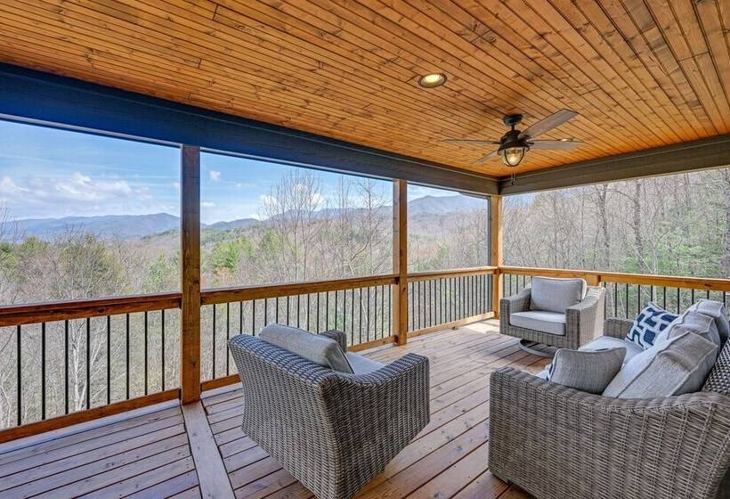 Smoky Mountain Cabin Rental: Game Room, Fire Pit!
