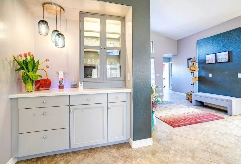 Spacious Arizona Getaway W/ Pool, Pets Welcome!