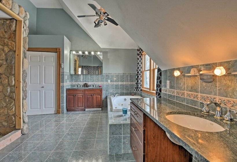 Deck For Entertaining: Belmont Group Getaway