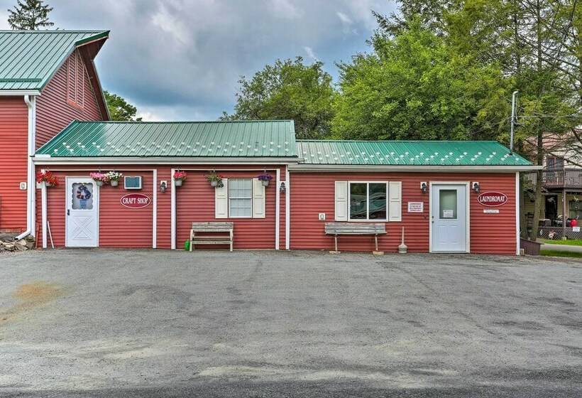 Spacious Lake Ariel Home W/ Deer Lake Beach Access