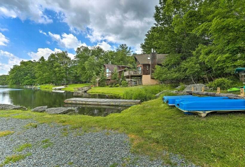 Spacious Lake Ariel Home W/ Deer Lake Beach Access