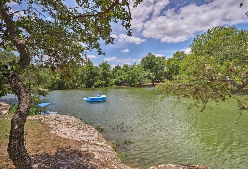 Round Rock Lakefront Home W/ Water Toys & Fire Pit