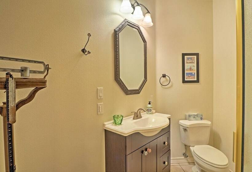 Round Rock Lakefront Home W/ Water Toys & Fire Pit