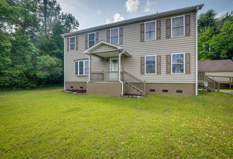 Group Friendly Myrtle Beach House W/ Deck