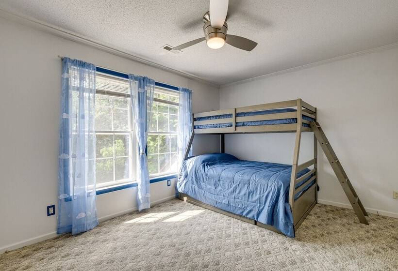 Group Friendly Myrtle Beach House W/ Deck