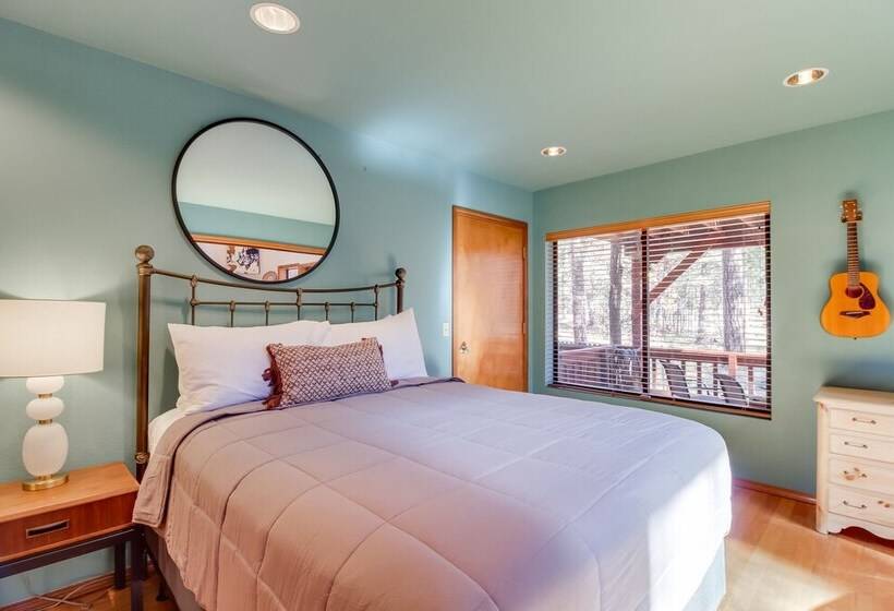 Spacious Pinetop Lakeside Home W/ Deck   Near Golf