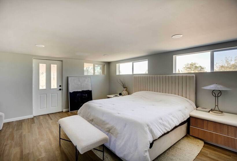 Spacious Tucson Retreat W/ Deck, Patio + Yard