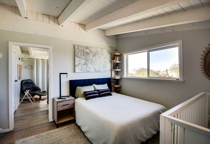 Spacious Tucson Retreat W/ Deck, Patio + Yard