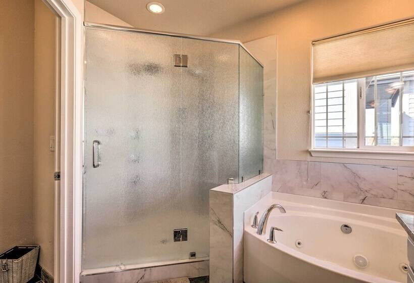 Waterfront Sparks Home: Balcony & Dock!