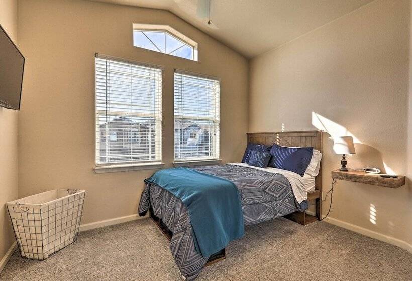 Waterfront Sparks Home: Balcony & Dock!