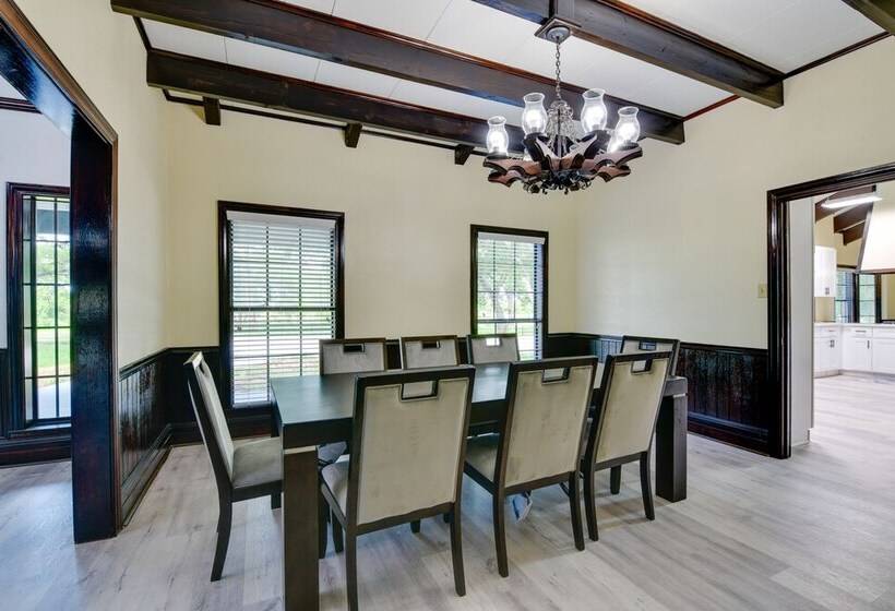 Private Pool: Pilot Point Home On 45 Acres