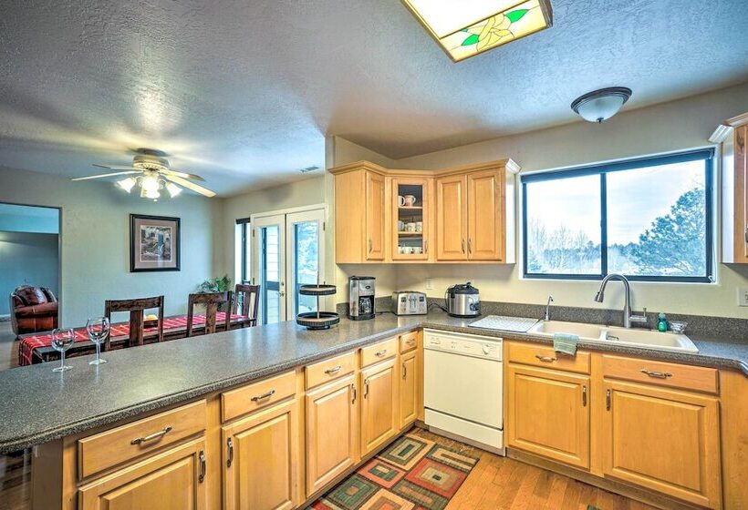 Stunning Flagstaff Home ~ 5 Mi To Downtown!