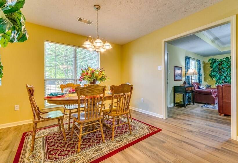 Suburban Conway Vacation Rental: 2 Mi To Uca!