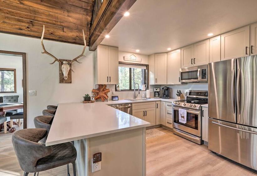 Munds Park Cabin W/ Poker Room & Wraparound Deck!