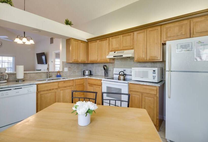 12 Mi To Disney World: Sunny Home W/ Pool!