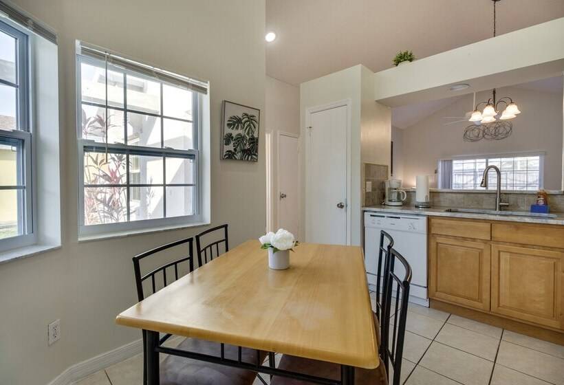 12 Mi To Disney World: Sunny Home W/ Pool!