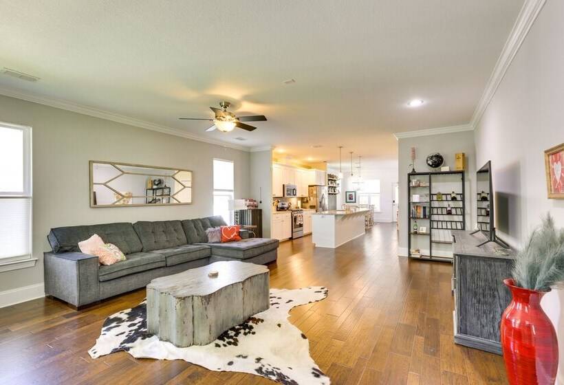 Tallahassee Vacation Home W/ Lanai Near Downtown