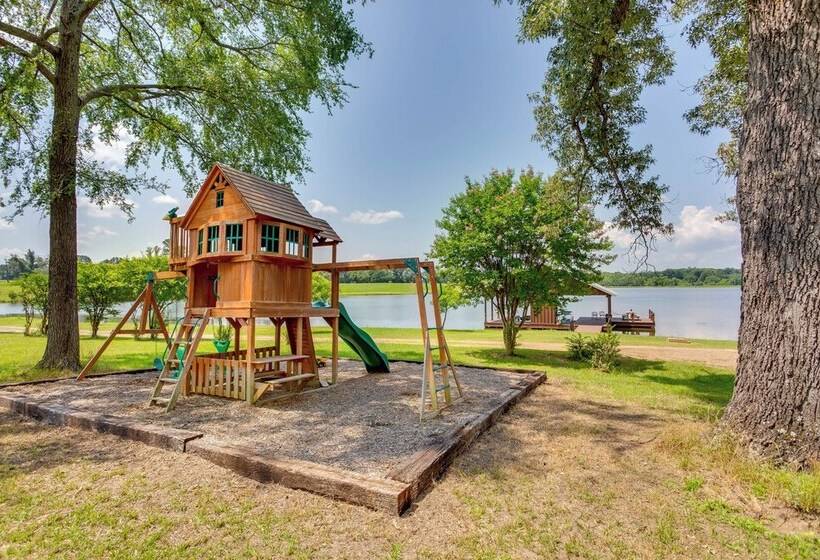 The Bird Cabin Peaceful Refuge In East Texas