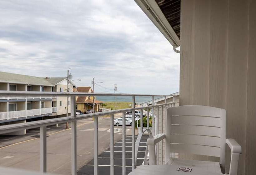 The Gull Oceanside Inn & Motel