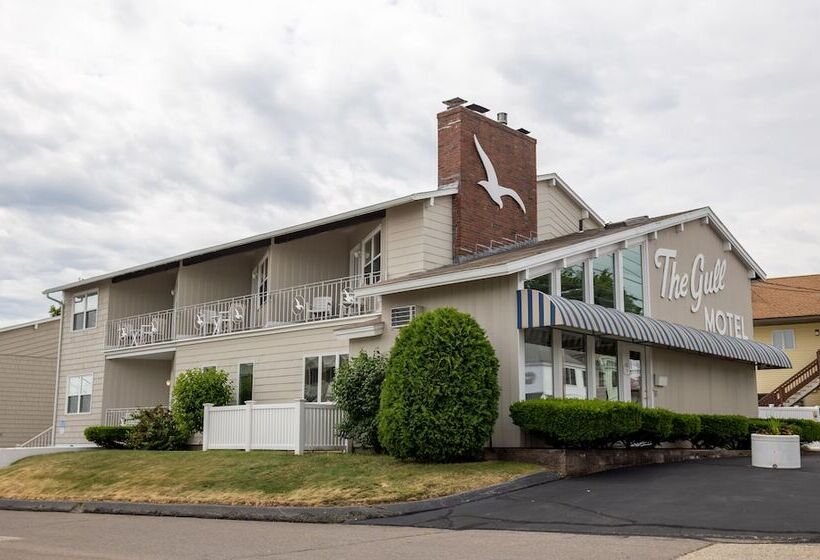 The Gull Oceanside Inn & Motel